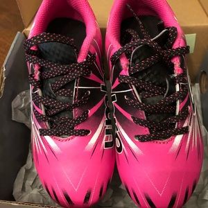 Toodler soccer cleats